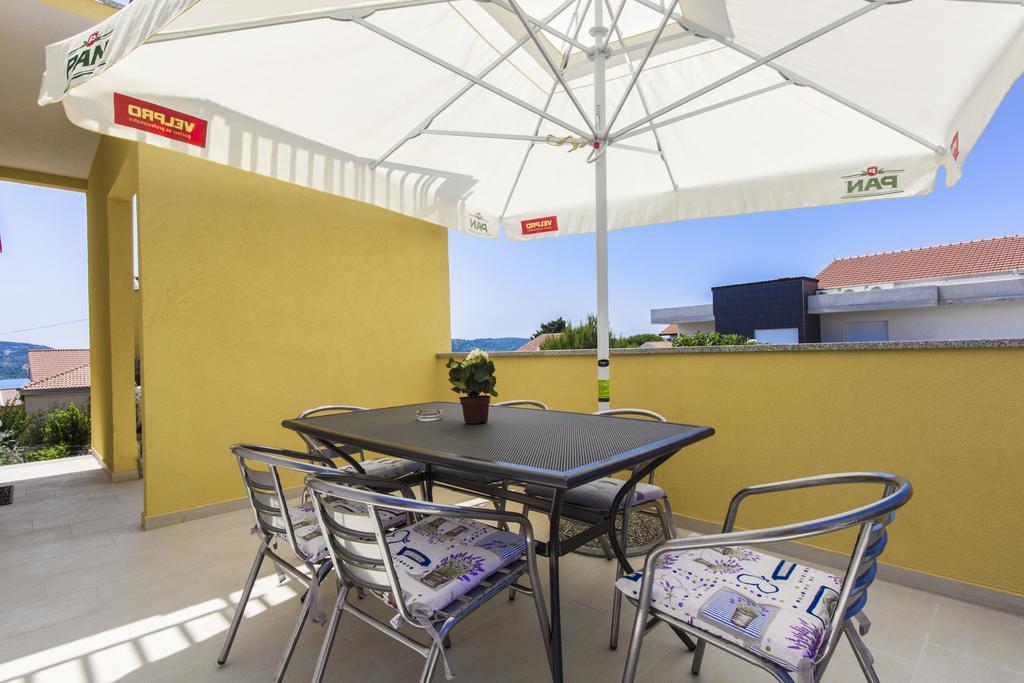 Apartments Zoran Pirovac Exterior foto